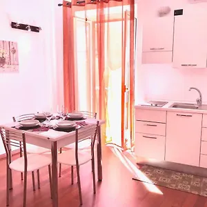 https://casamare-cefalu.sicilyhotelsitaly.net