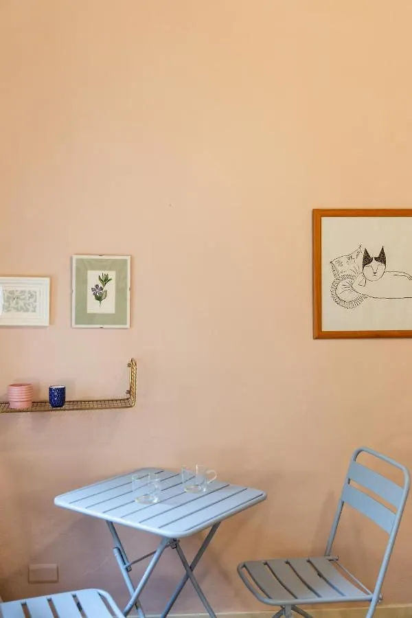 Cute And Charming Suite Florence 0*,